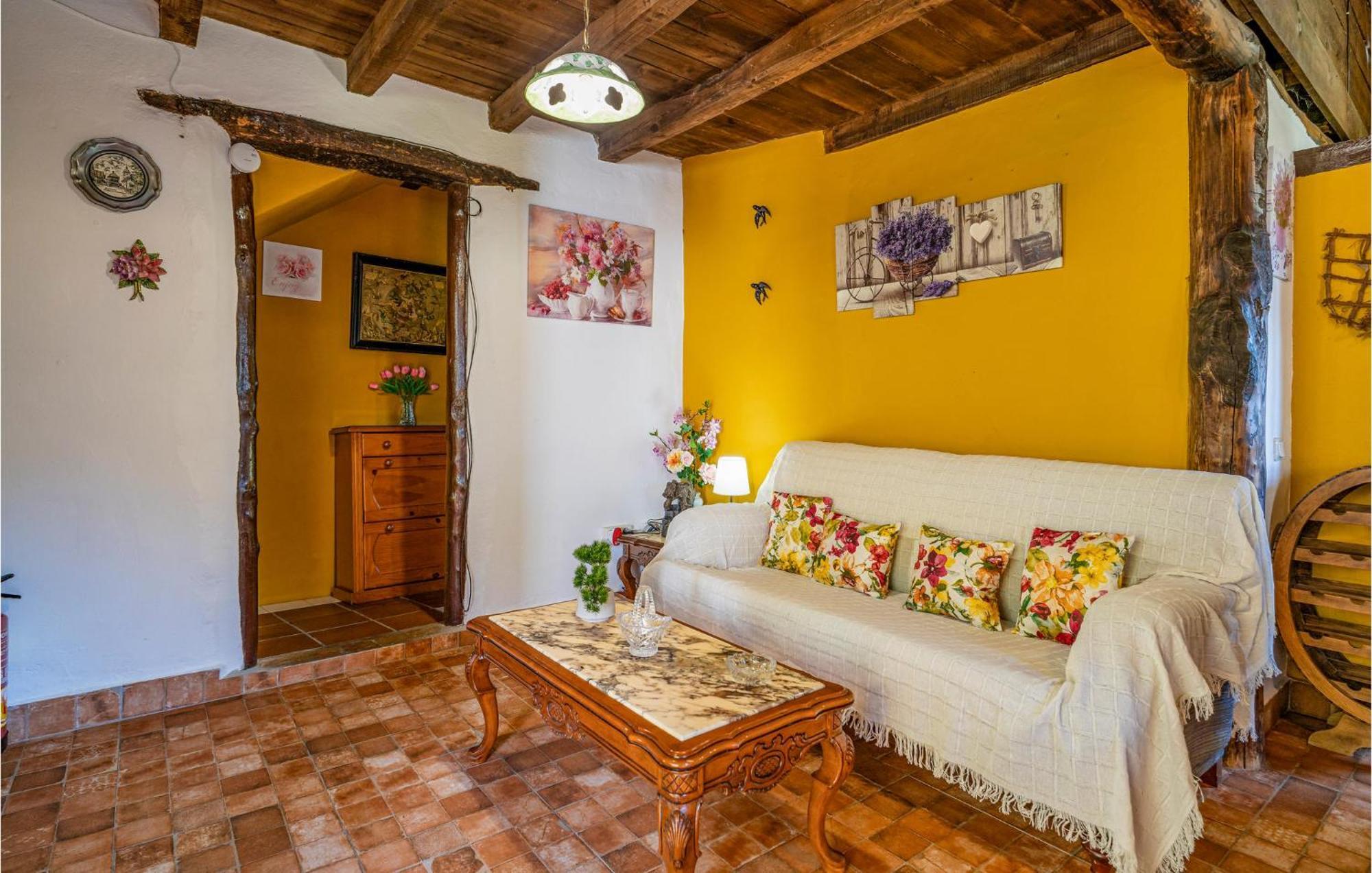 Amazing Cottage In Algatocin With Kitchen Екстериор снимка